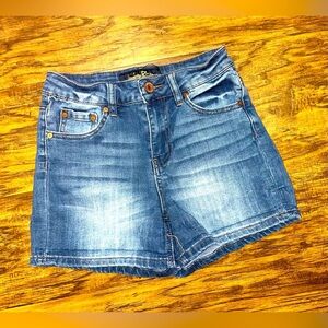 Indigo Rein Shorts Size 3